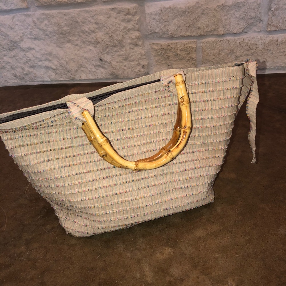 NWOT fabric purse with bamboo handles.